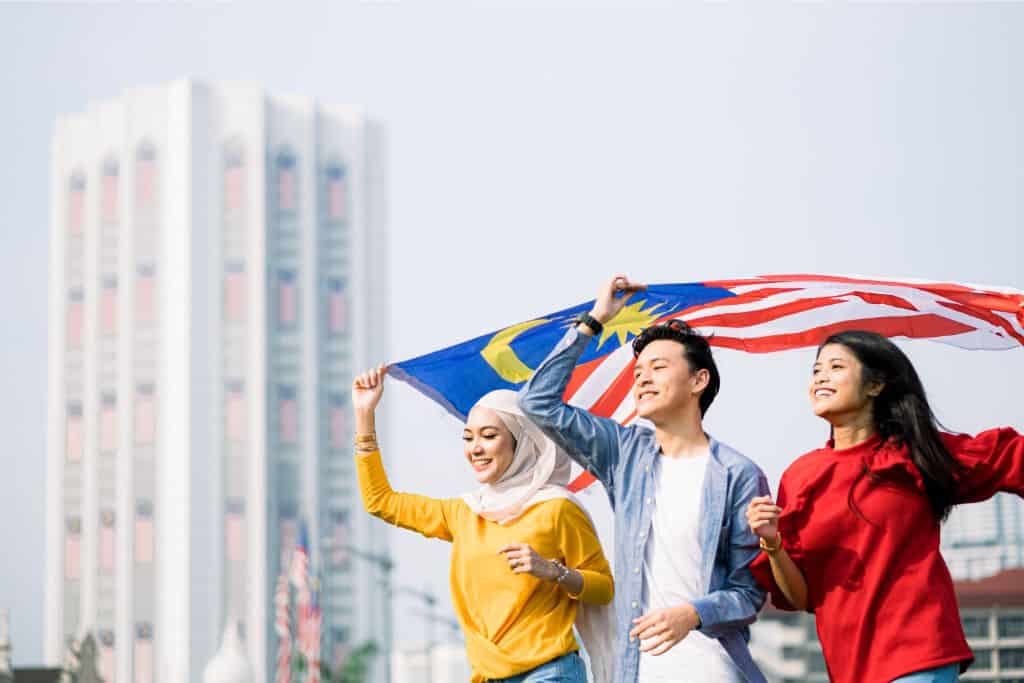 Budgeting Is So Yesterday: Here’s 3 Intelligent Approaches to Financial Management for Youths