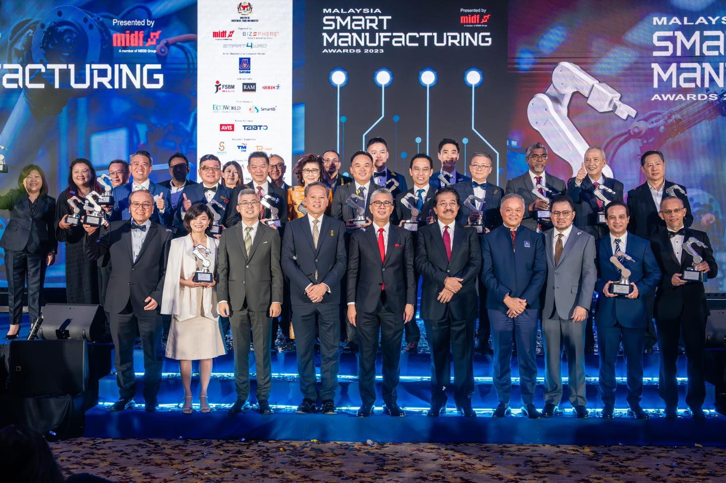 SMART MANUFACTURING INSPIRES FAMILY BUSINESS SUCCESSION  THE MALAYSIA SMART MANUFACTURING AWARDS 2023 SHARES FINDINGS AND OBSERVATION
