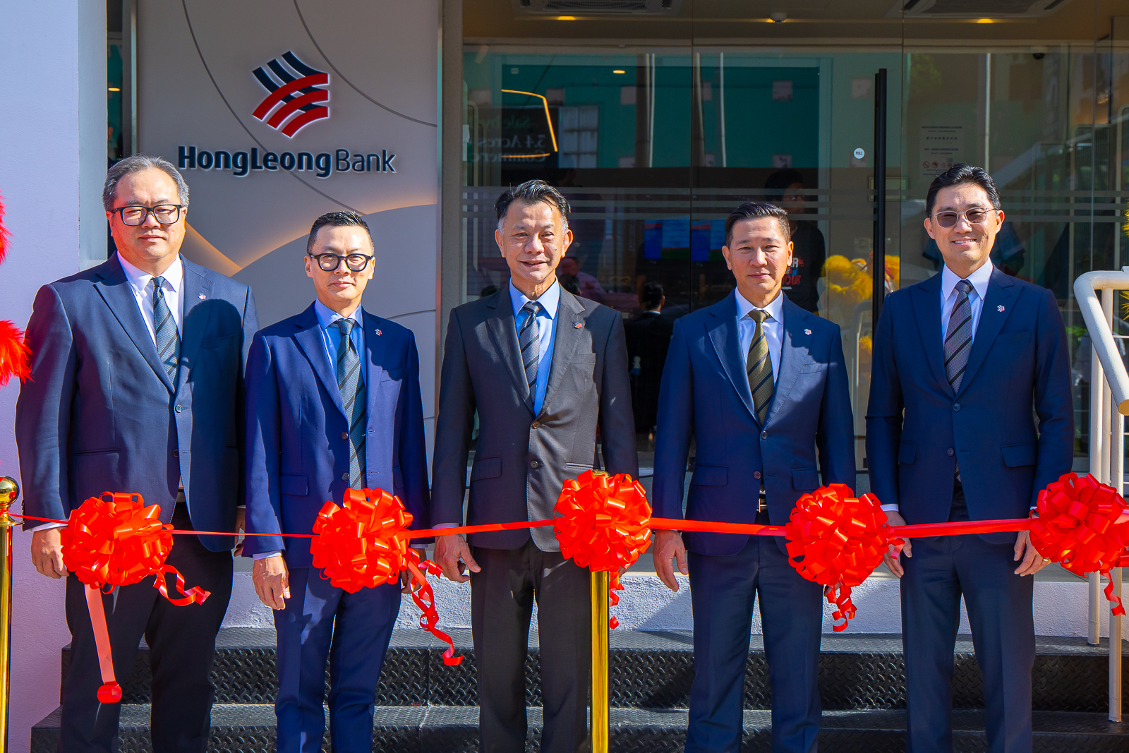 Hong Leong Bank launches next-generation branches for enhanced customer experience and interpersonal connection
