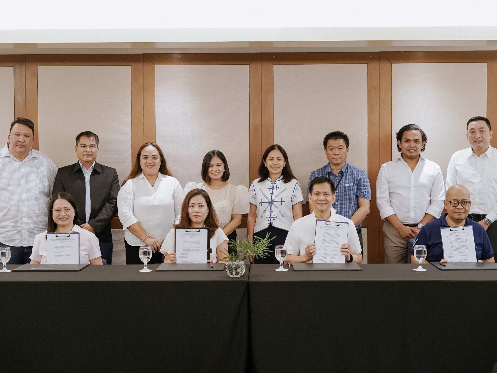 V-GREEN Partners With Local Authorities And Businesses In The Philippines To Advance Large-Scale EV Infrastructure