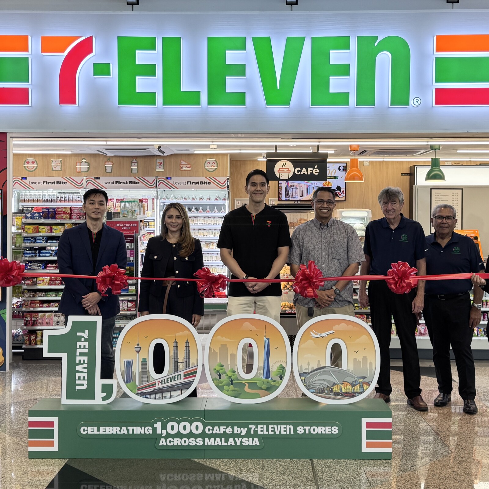 7-Eleven Hits 1,000 CAFé Stores, Expands Airport Convenience Experience at KLIA